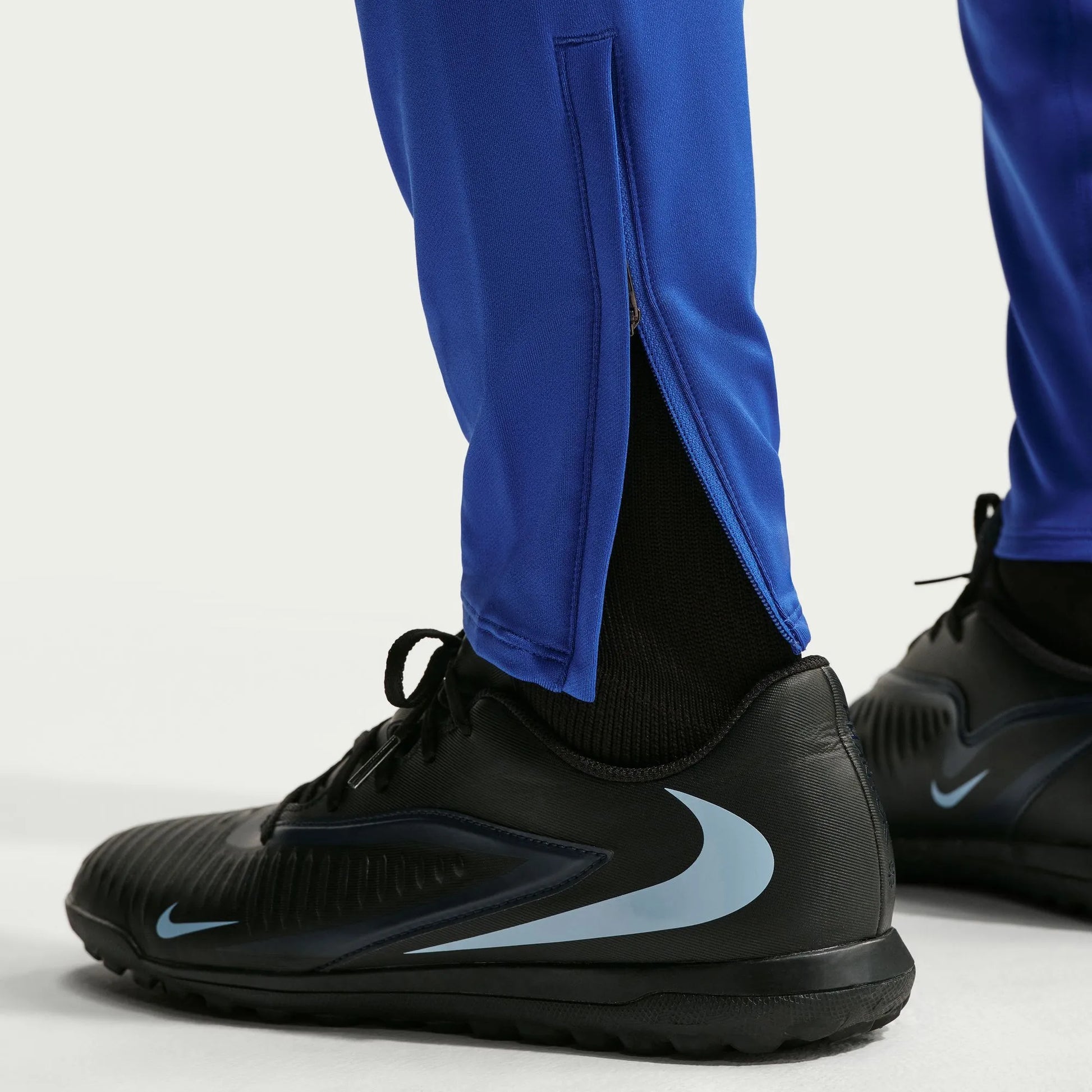 2026-27 France Men's Strike KPZ Pants | Nike Discount